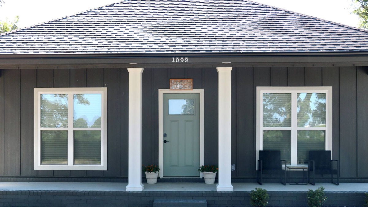 Osceola House | Melt Shop, Steel Bend Guest Houses: Melt Shop