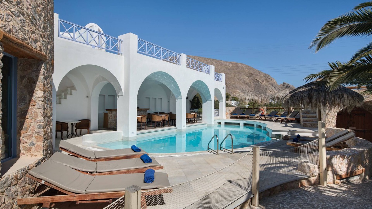 Perissa Apartment | Meltemi Suites