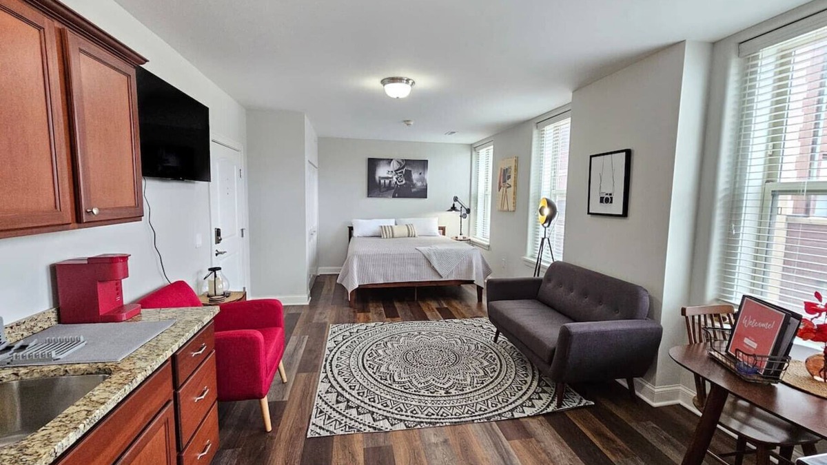 Champaign Apartment | Memorable Stay at The Inman - 216