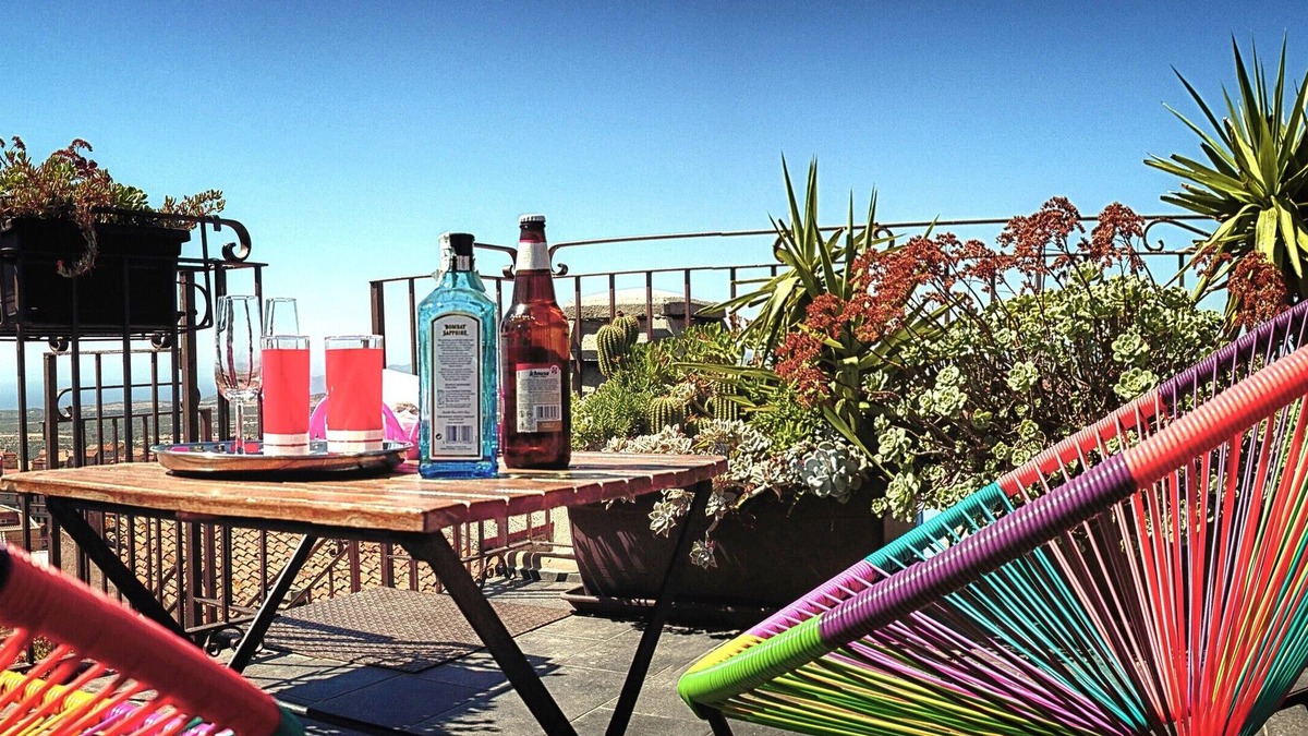 Cuglieri House | Memorable sunsets from the terraces of the house in the village of Cuglieri