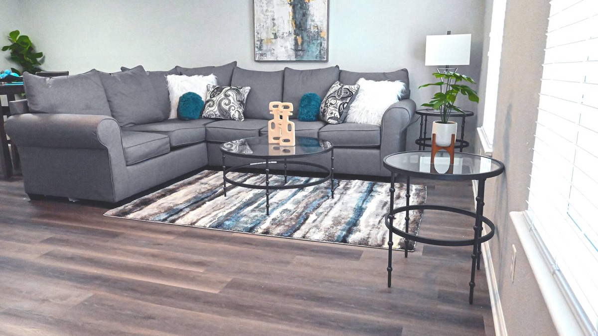 Hedwig Village Apartment | Memorial Manor