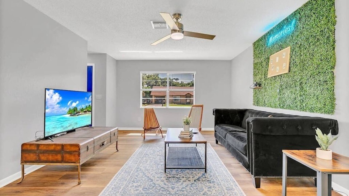 Orange City House | Memories Fully Renovated Home with Huge Backyard!
