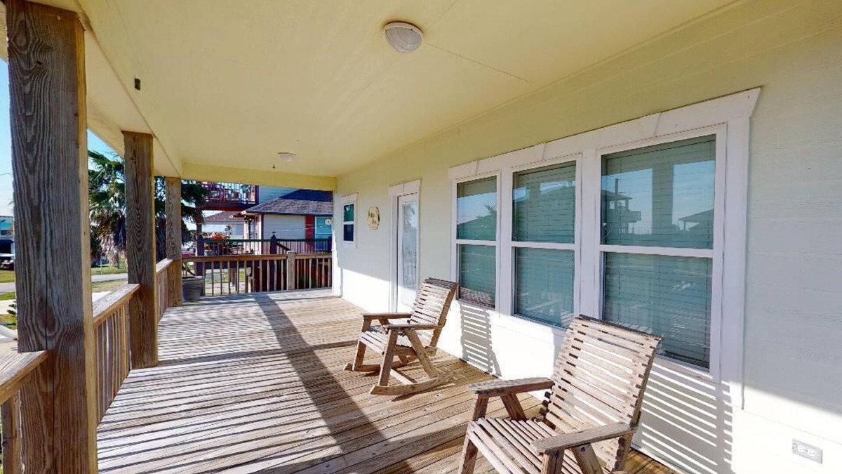 Galveston House | Memory Maker!! 3 bed home with direct access to water !