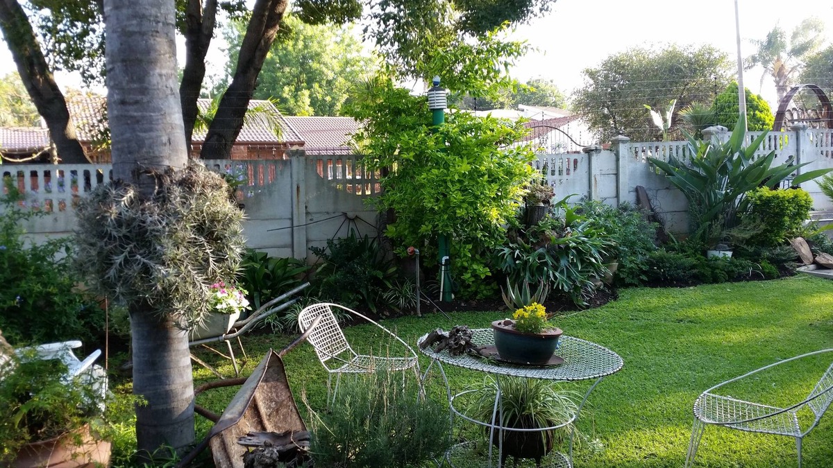 Ladysmith House | Memra Guest House