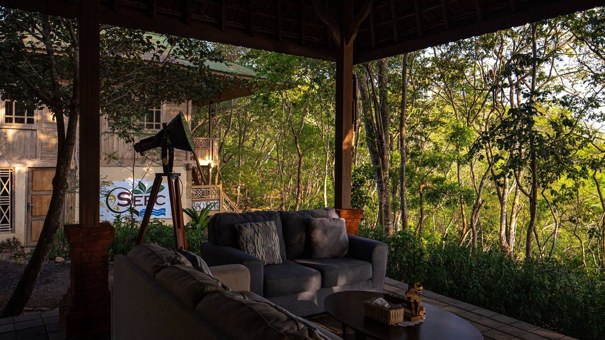 Pejarakan House | Menjangan Ecolodge