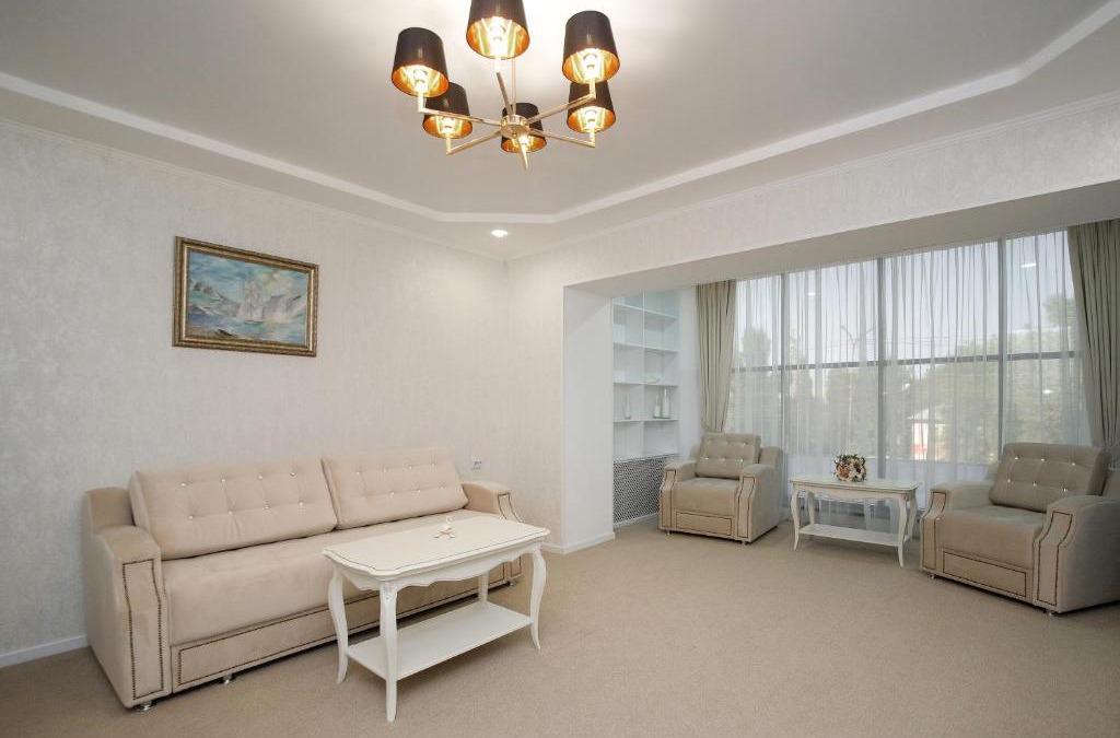 Saratov Hotel | Menua Hotel