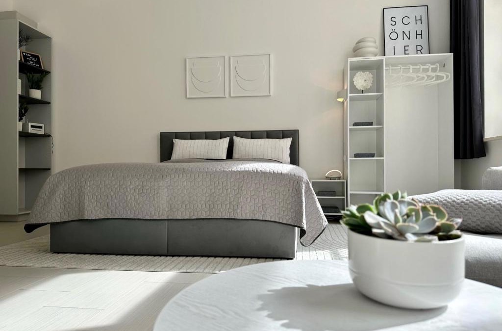 Zentrum-Suedost Apartment | MEOS 2 -Zentrum-Hofblick-Gym-Netflix