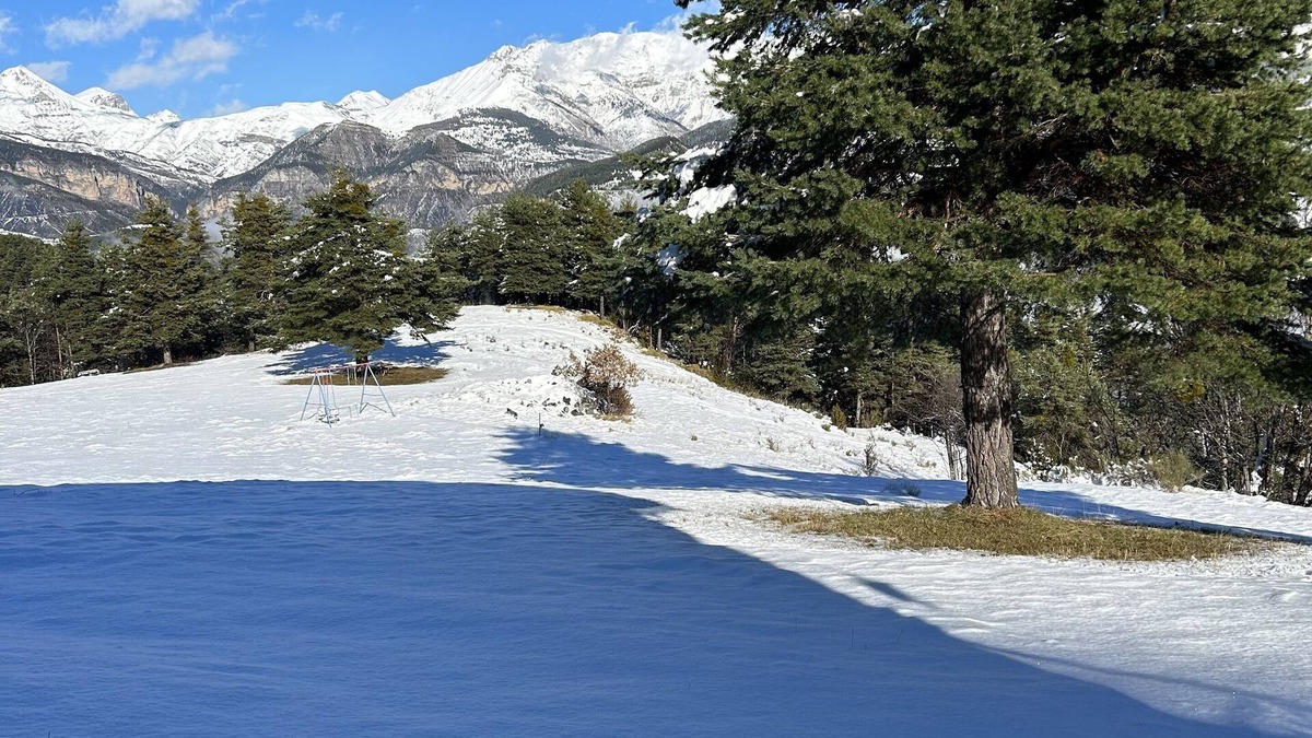 La Grand-Chile House | Mercantour retreat in a serene private n12.5 acres of land