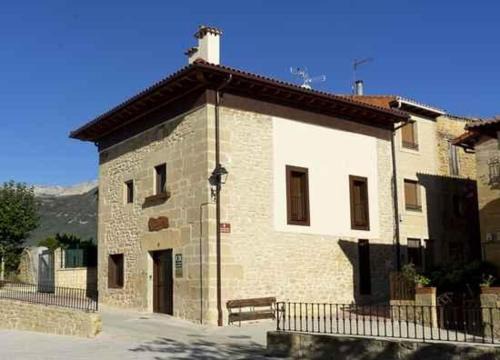 Kripan Villa | Mercedes Etxea