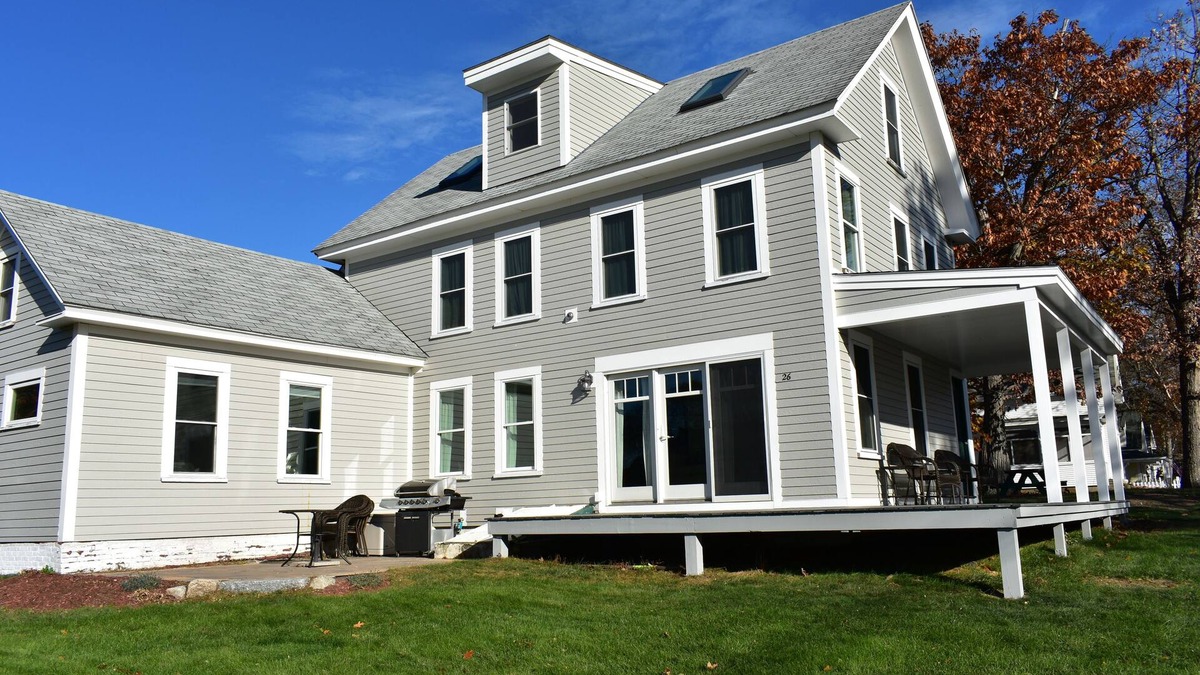 Meredith House | Meredith Bay - Brand New 1st Floor Apartment In Private Home