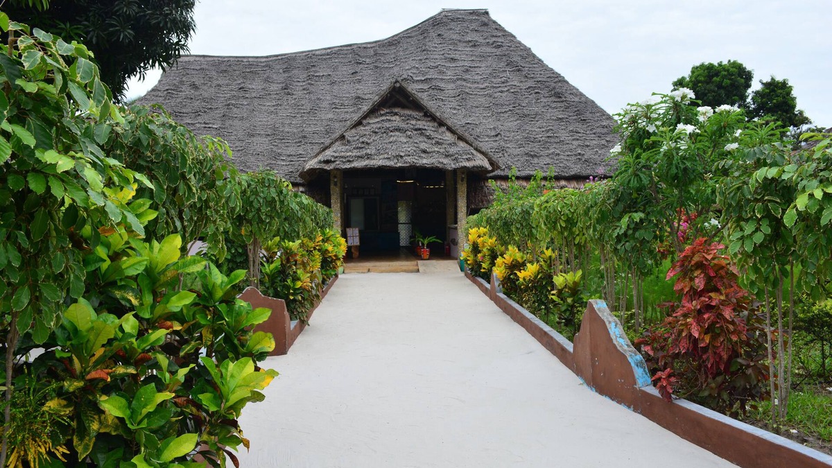 Mafia Island Cabin | MEREMETA LODGE MAFIA ISLAND