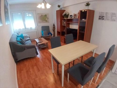 Medina De Pomar Apartment | MERINDADES AMAZUL MILANO - Piso turístico - Medina de Pomar
