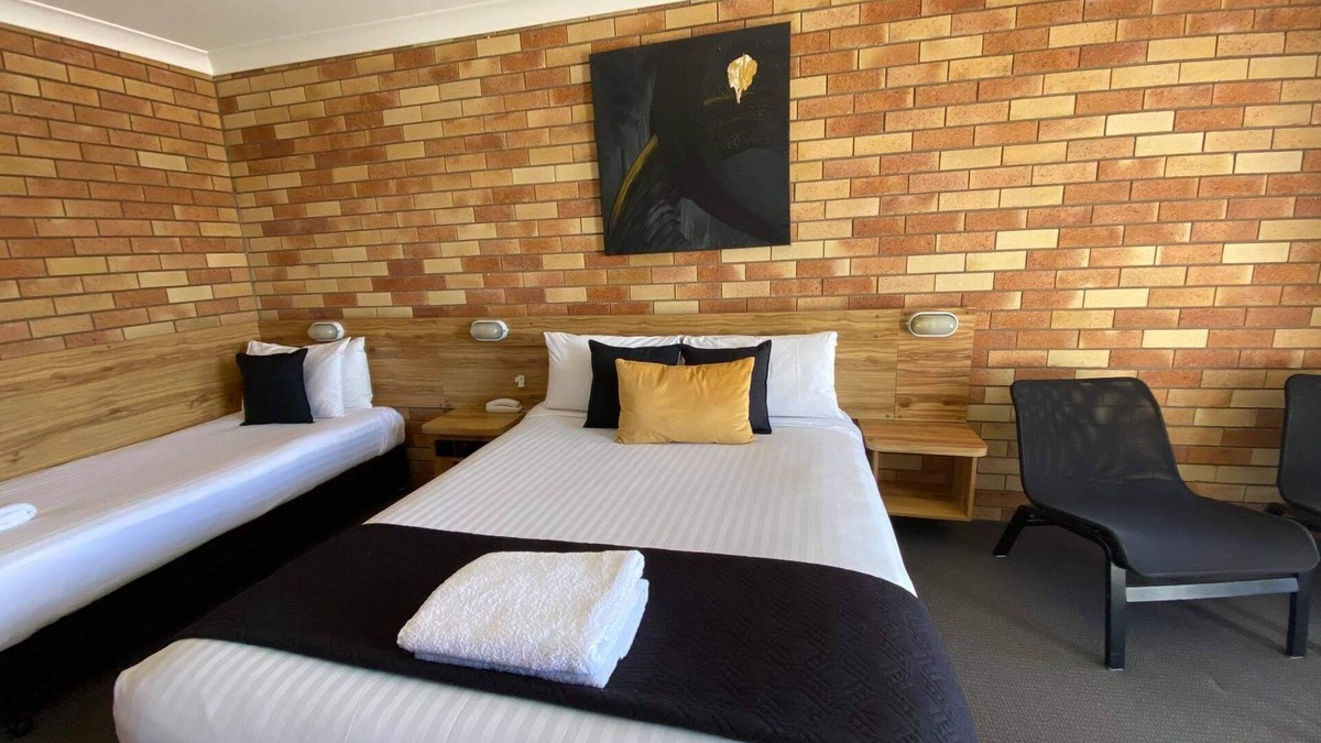 St. George Hotel | Merino Motor Inn