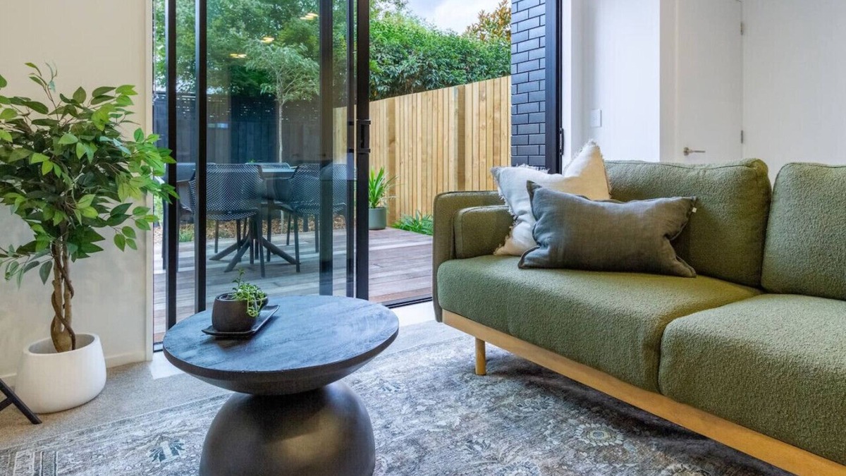 Saint Albans House | Merivale Gem: 2BR Townhouse Oasis