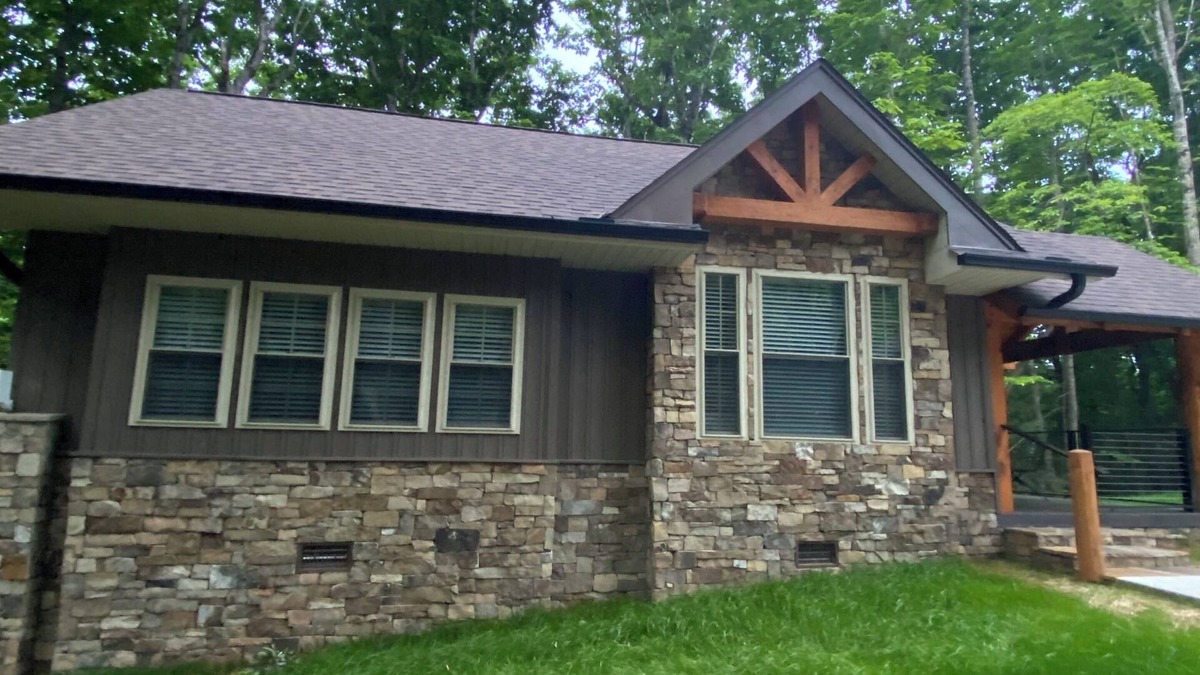 Thurmond Cottage | Merlot-Newly Constructed 2 bedroom Cottages at Jones von Drehle