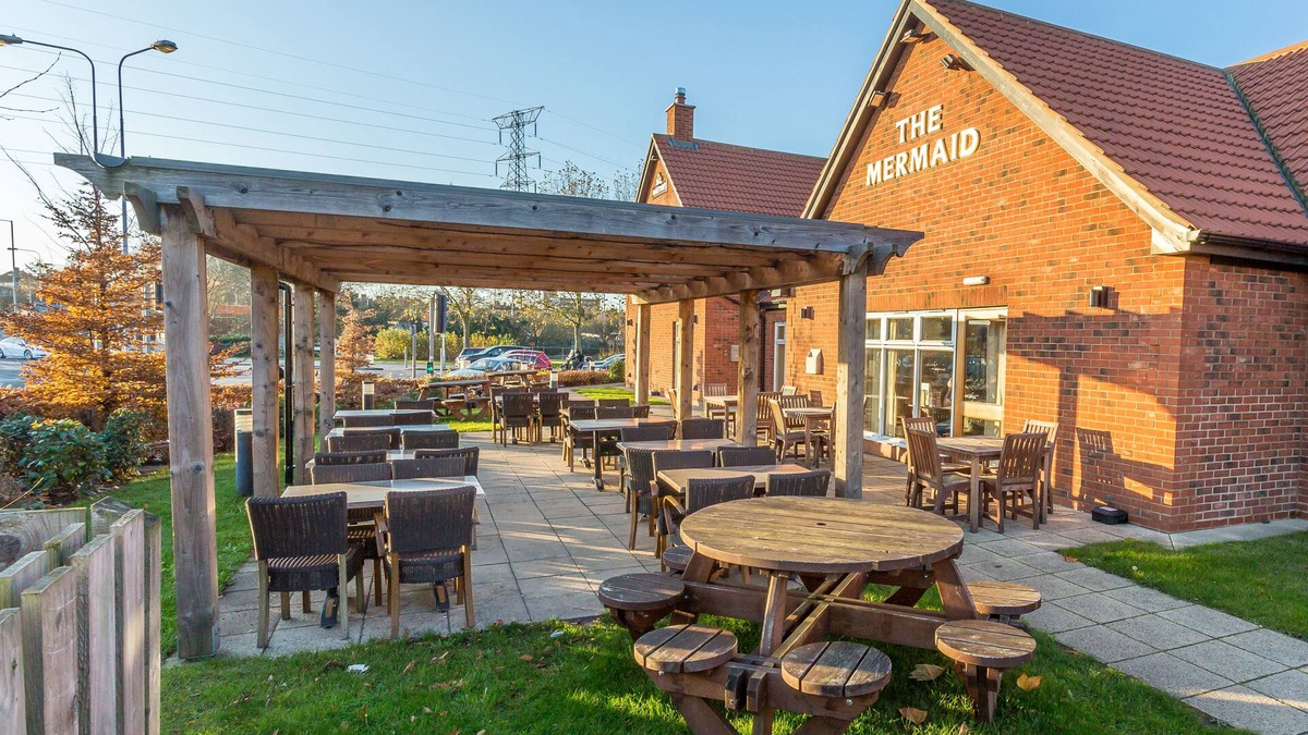 Ipswich Hotel | Mermaid, Ipswich by Marston's Inns