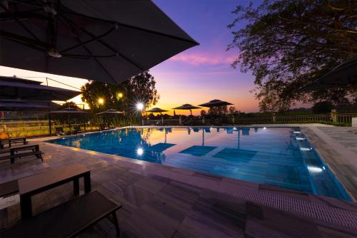 Chau Doc Resort | MerPerle Nui Sam Resort