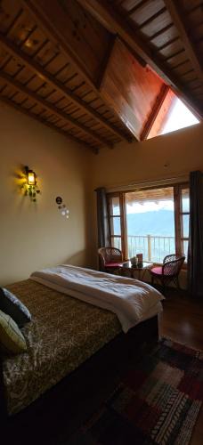 Satbunga House | Meru Stays