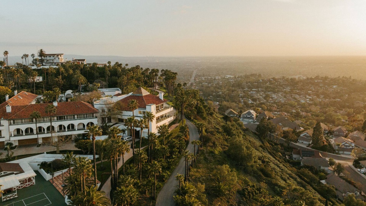 Cowan Heights Villa | Mesa Bella: 26k Sq. Ft. Private Celebrity Hilltop Resort