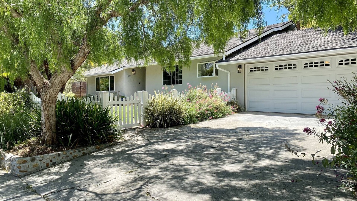Alta Mesa House | Mesa Family Home - In walking distance to beaches, parks, shops, and restaurants
