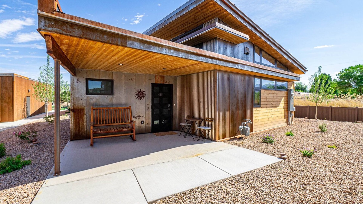 Mesa County House | Mesa Sunrise @ Palisade Legends