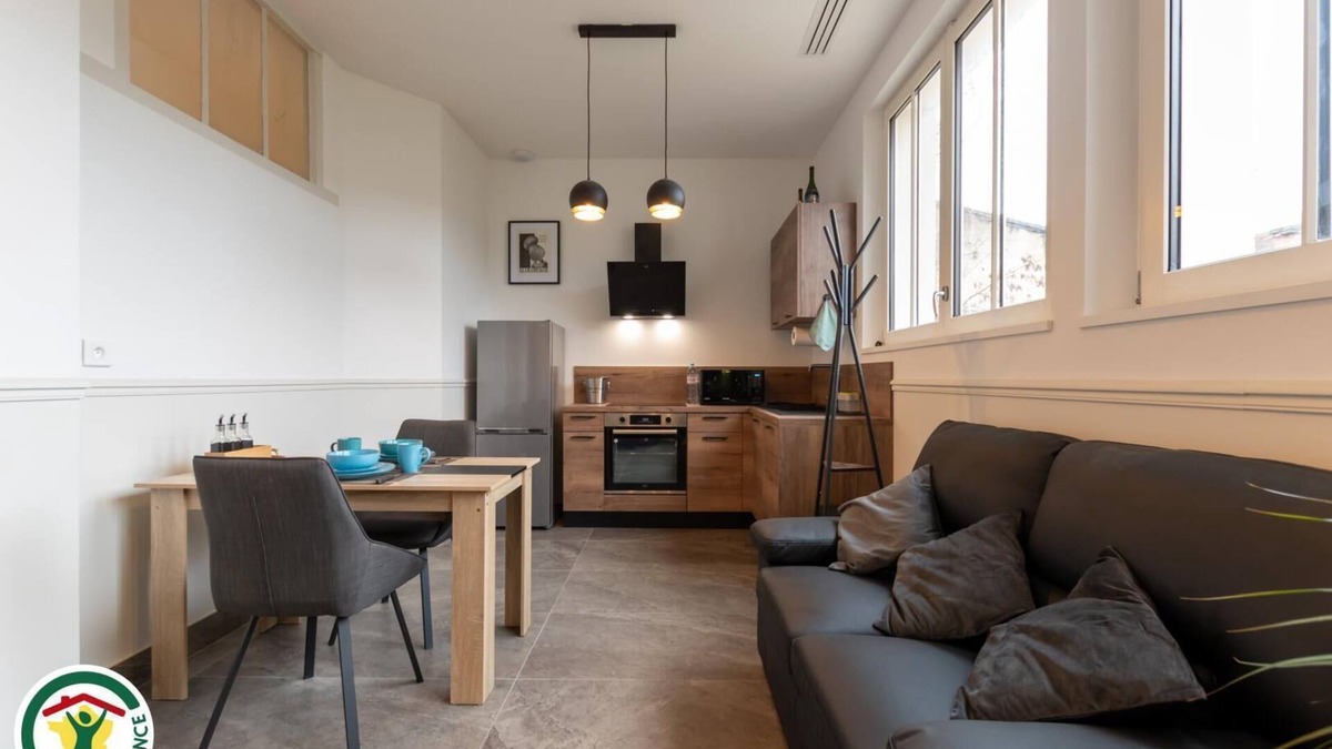 Epernay Apartment | Metamorphose Champenoise "chardonnay"