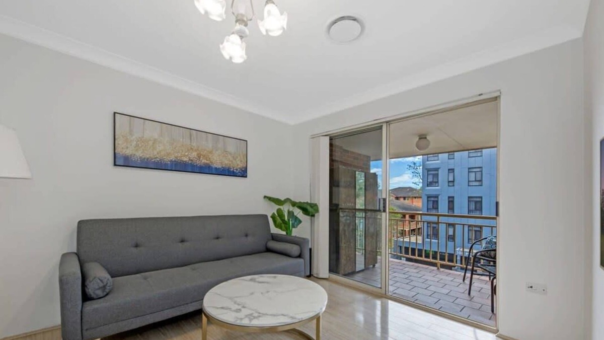 Parramatta Apartment | MetaWise Parramatta Chic and Comfortable Two Bed