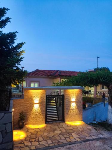 Diava House | Meteora Panorama Garden Villa