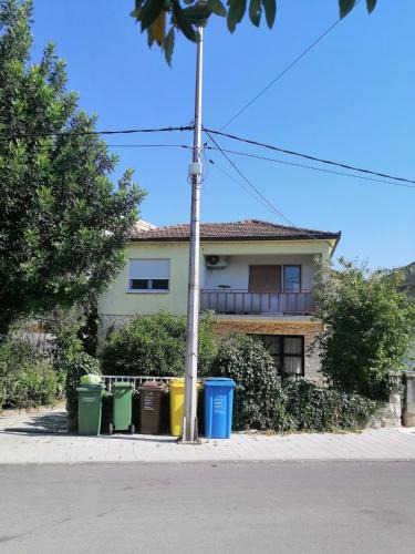 Brinje Villa | MetPK1