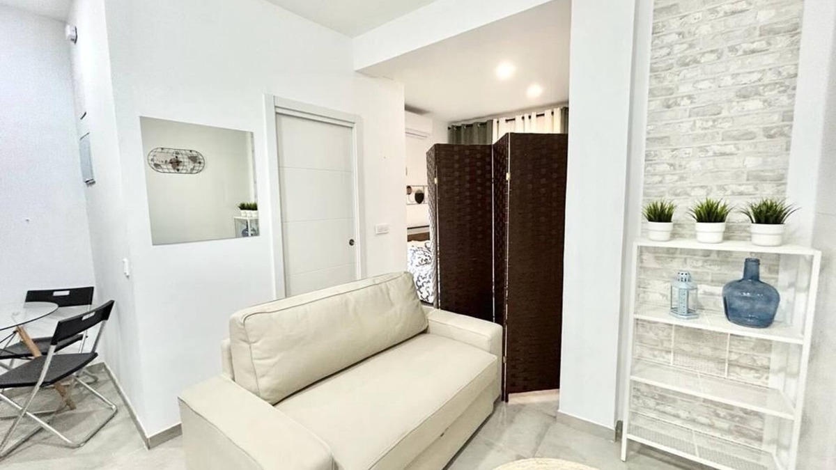 Prosperidad Apartment | Metro Avenida de América 01