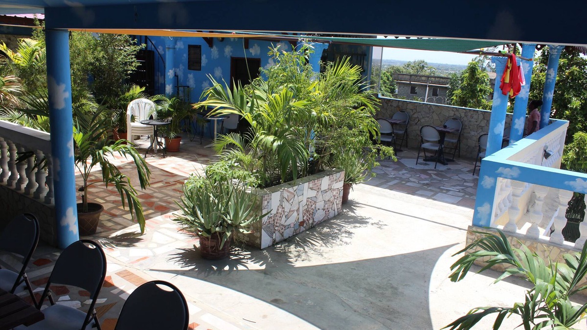 Cap-Haitien Hotel | Metro Residences Hotel