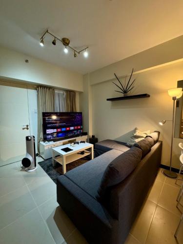Santolan Apartment | Metro Zen at DMCI Satori Residence 1br