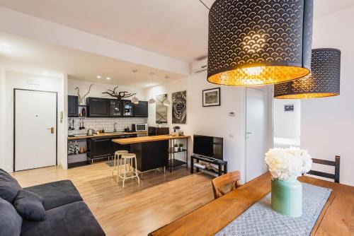 Borgo-Sanzio Apartment | MetroEtna Stay