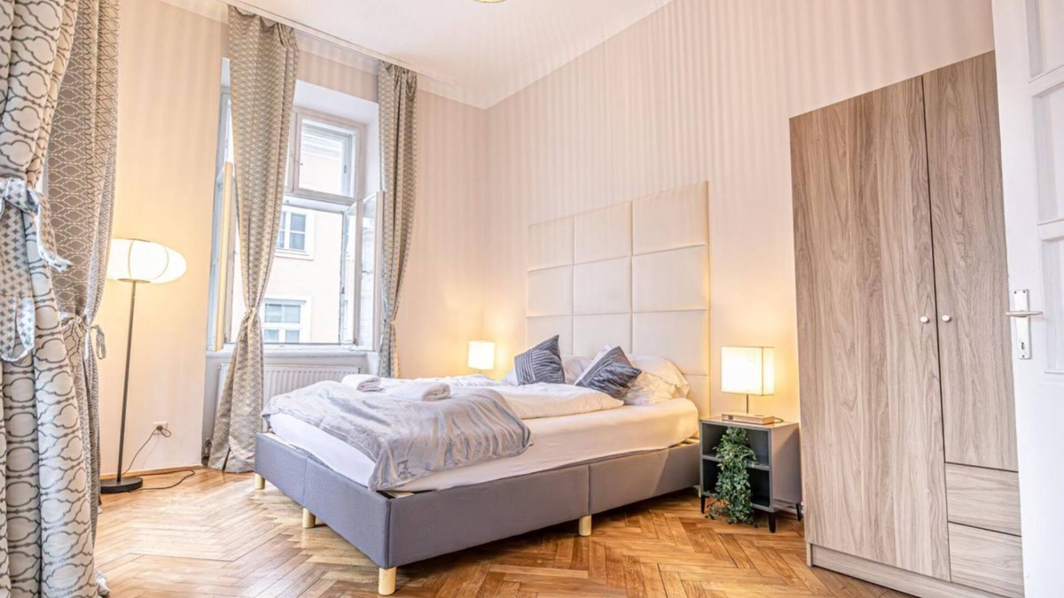 Landstrasse Apartment | Metropolitan Charm: Stylish 2+1 Apt@ Vienna's Core