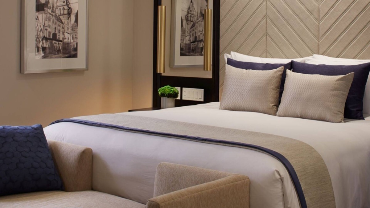 Norma Triangle Hotel | Metropolitan Two Bedroom Suite at The London West Hollywood, Pool, Parking