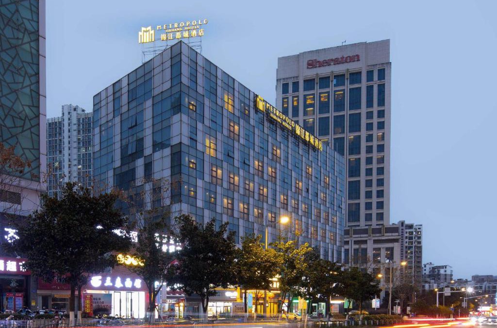 Runzhou Qu Hotel | Metropolo Hotel Zhenjia Wanda Plaza Railway Station