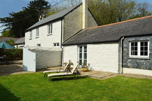 Helston House | Mews Cottage