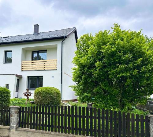 Ceska Kamenice House | Mezi stromy 165