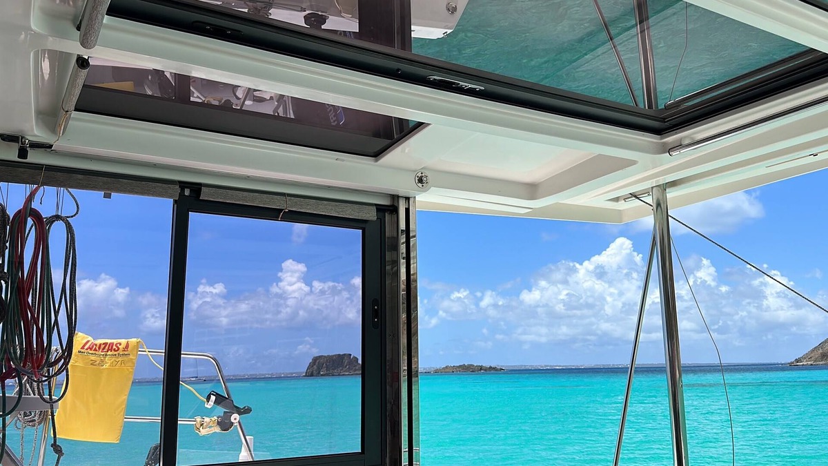 Grand Case Boat Rental | Your full day cruise with your family and friends