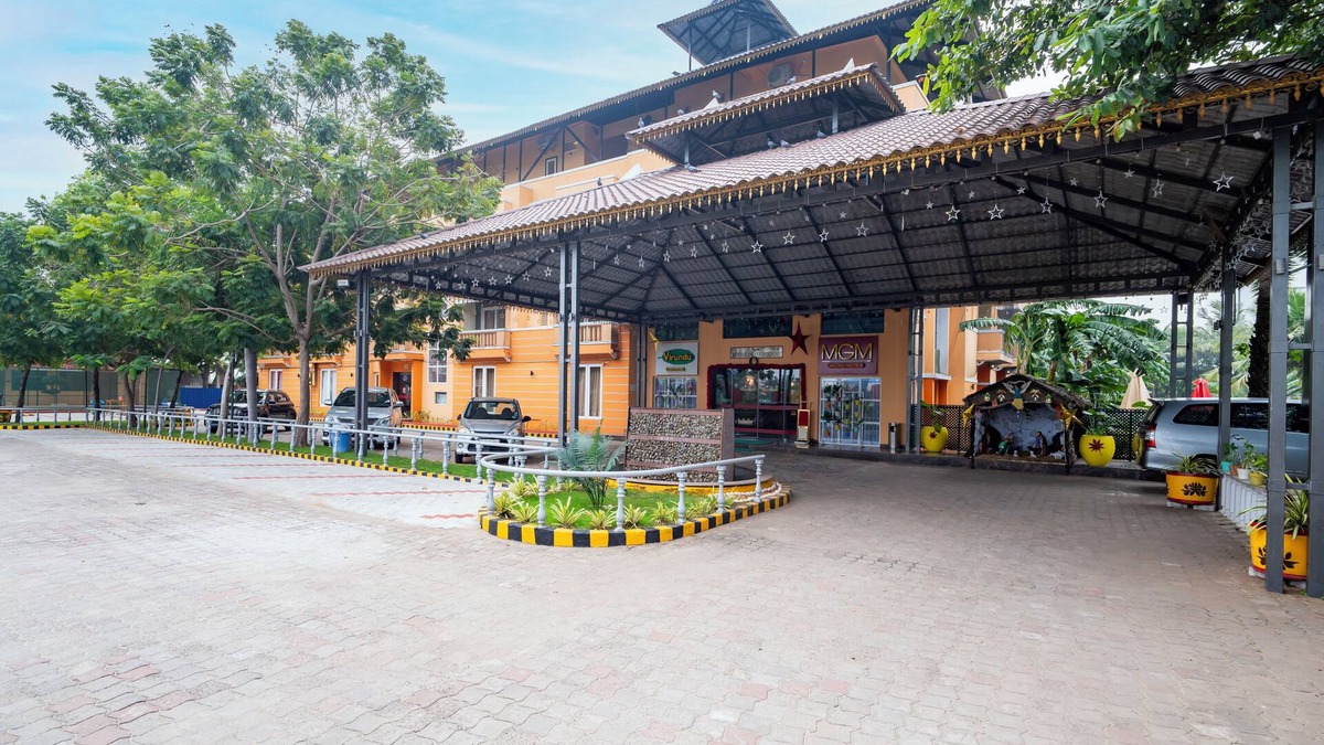 Velankanni Hotel | MGM Vailankanni Residency
