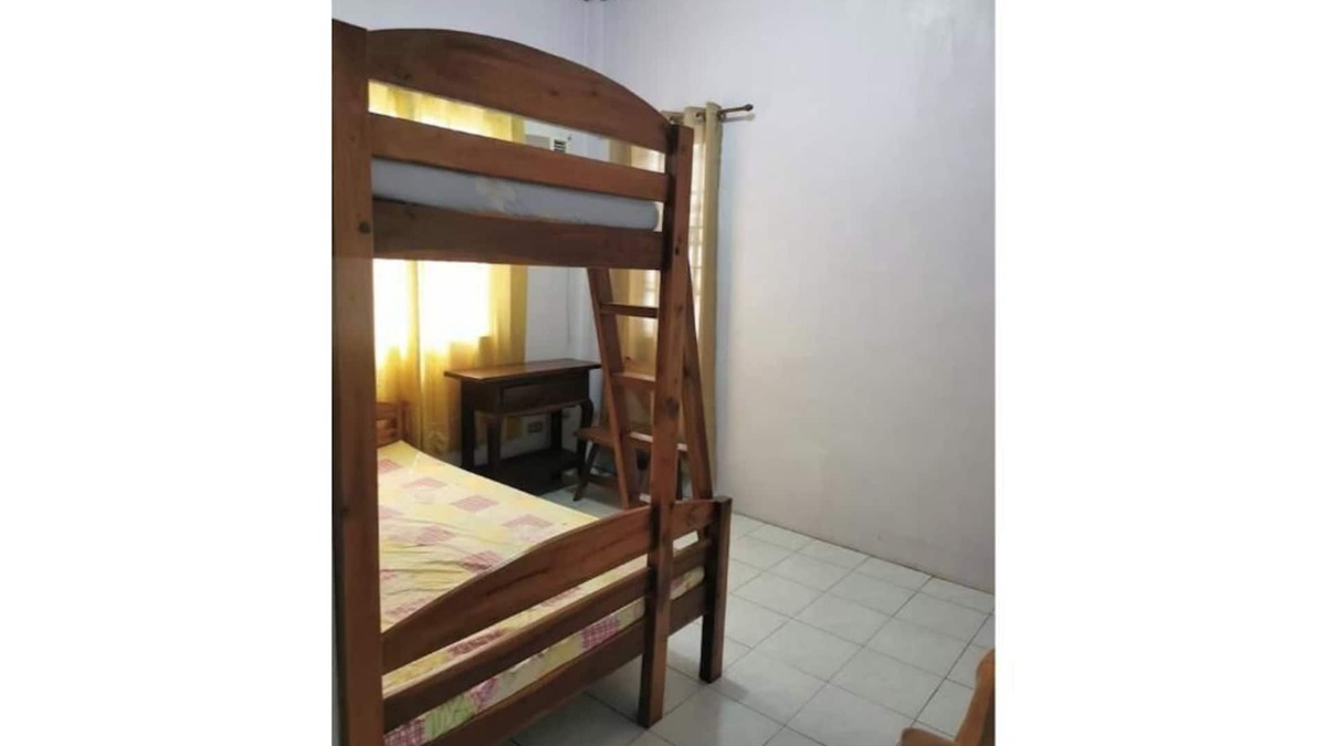 San Juan Apartment | MH Ragsak Room in Urbiztondo, San Juan, LU