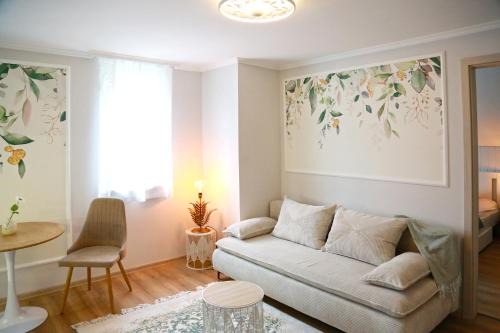 Mosonmagyarovar Apartment | Mi Casa Plantas