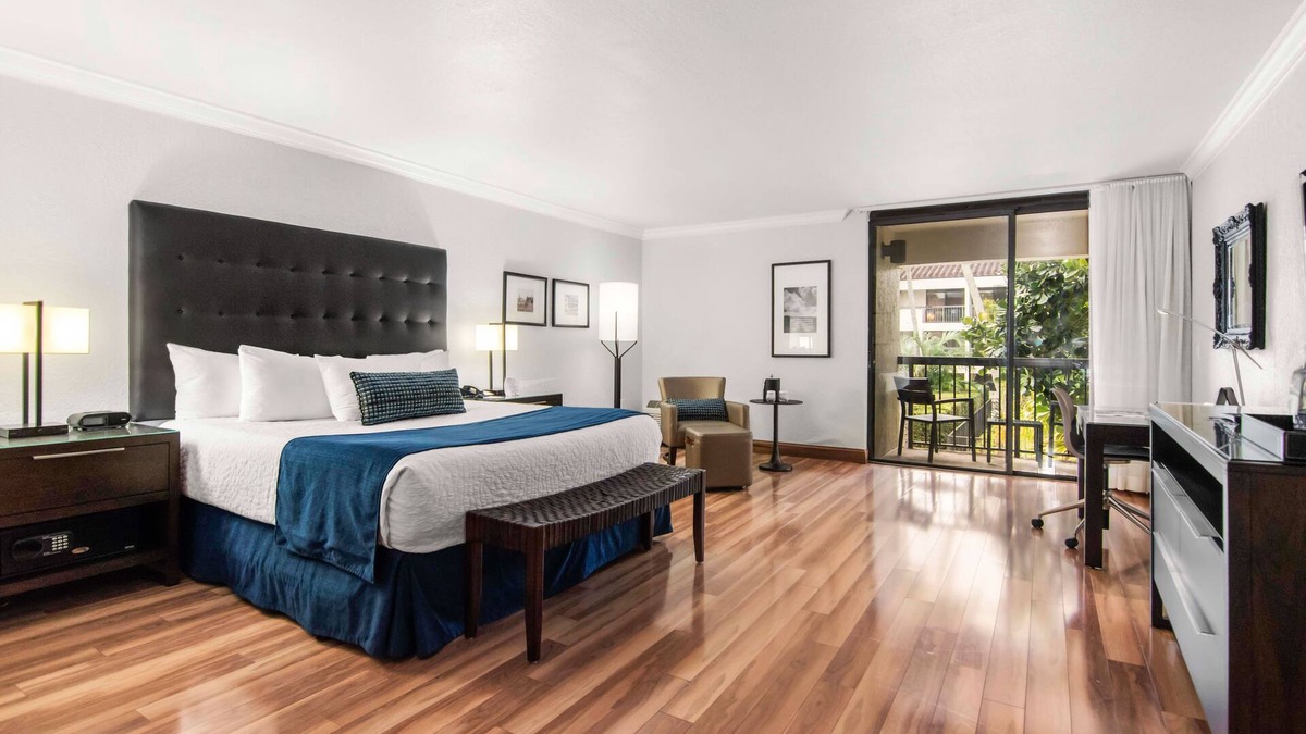 Miami Lakes Hotel | Miami Lakes Hotel