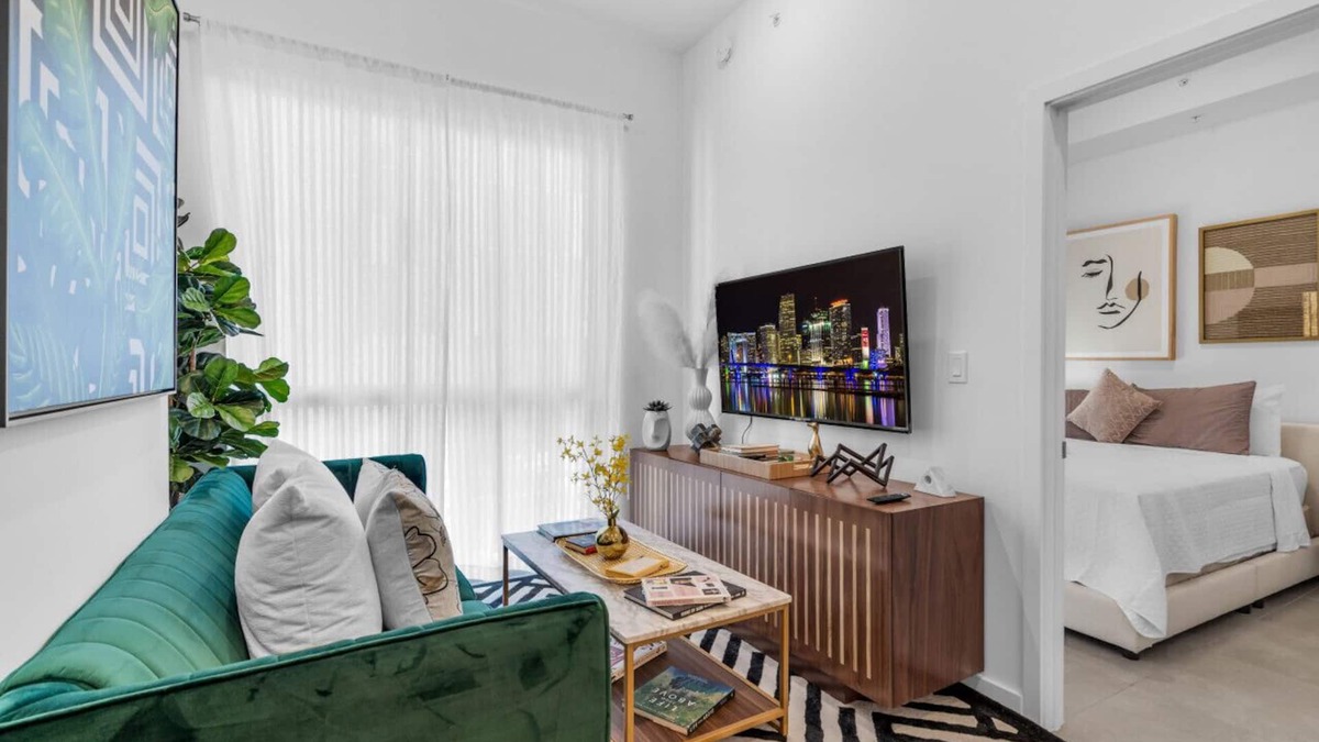 Overtown Apartment | Miami Magic: Vibrant 2 Bedroom with Free Parking