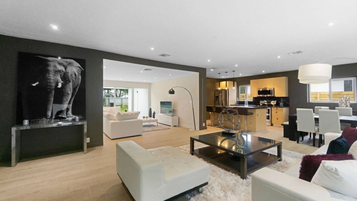 Biscayne Park House | Miami Shores -brand new villa - Pool