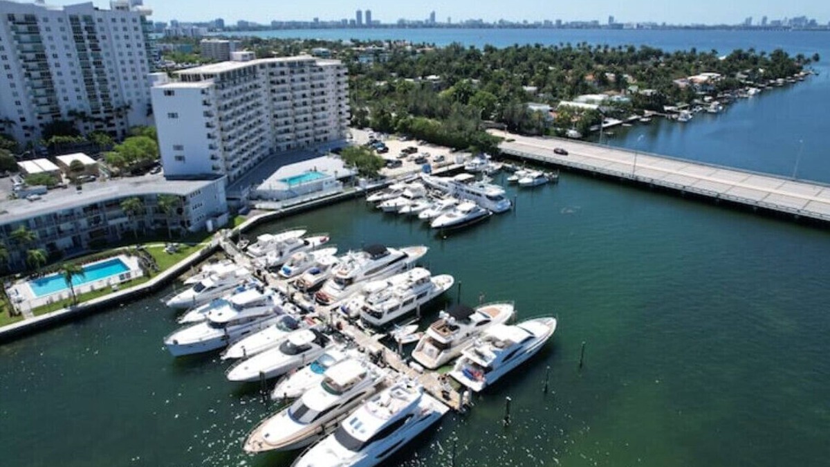 North Bay Village Apartment | Miami Views # 2nn