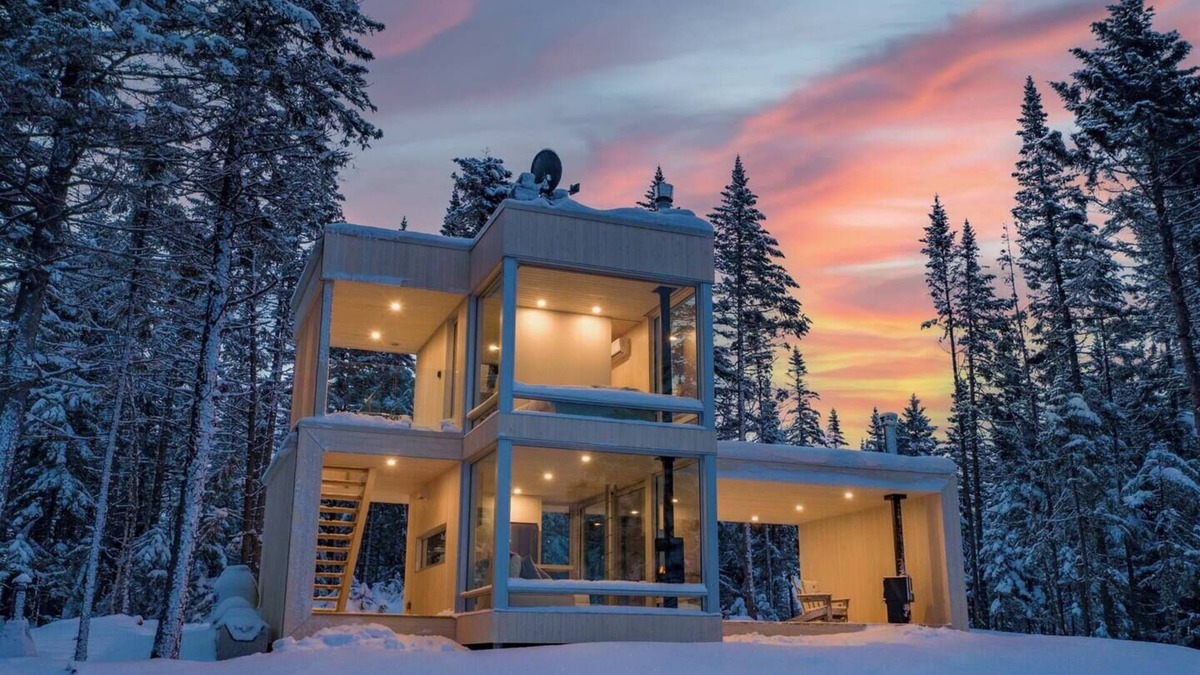 Lac Beauport House | MICA - Panoramic View and Spa near Quebec City