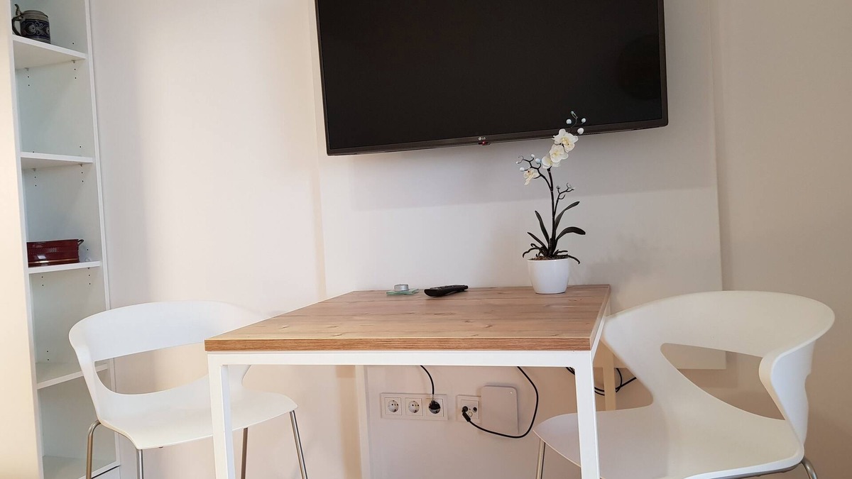 Riem Apartment | Micro apartment directly at the Messe München-Riem