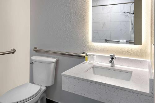 Dover Hotel | Microtel Inn and Suites Dover