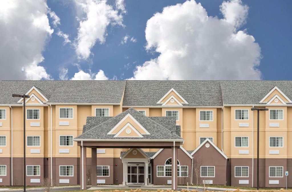 Beaver Falls Hotel | Microtel Inn & Suites by Wyndham Beaver Falls